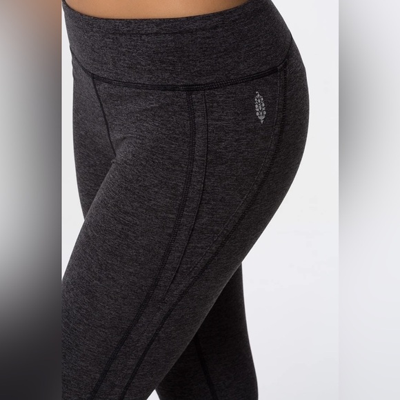 Free People Movement Infinity Cut Out Yoga Leggings Small - Picture 2 of 6